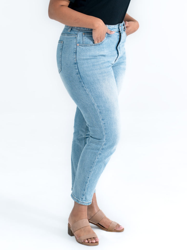 Pear-shaped jeans – average length