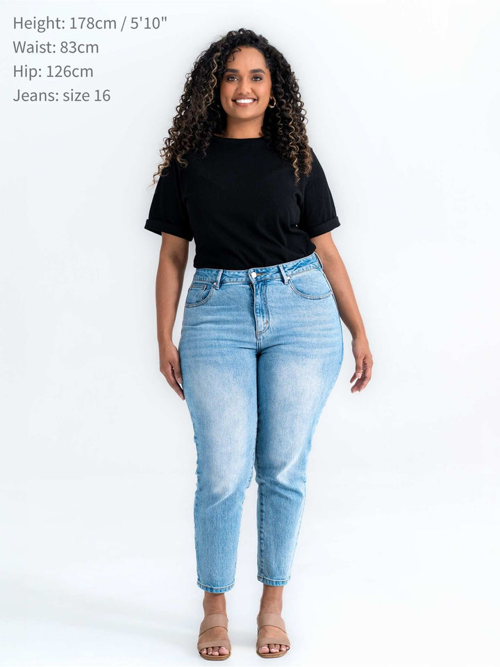 Pear-shaped jeans – average length